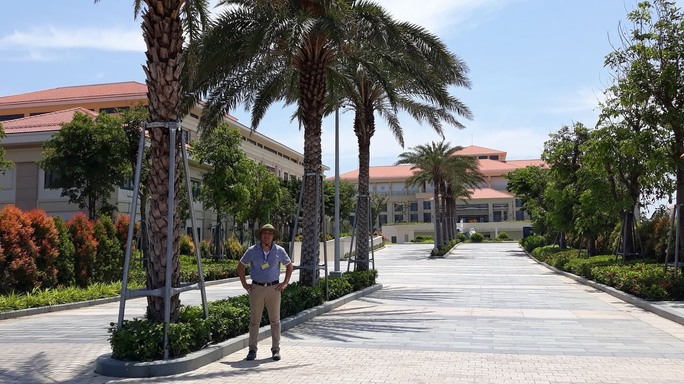 Khuôn viên cảnh quan Sheraton Grand Resort